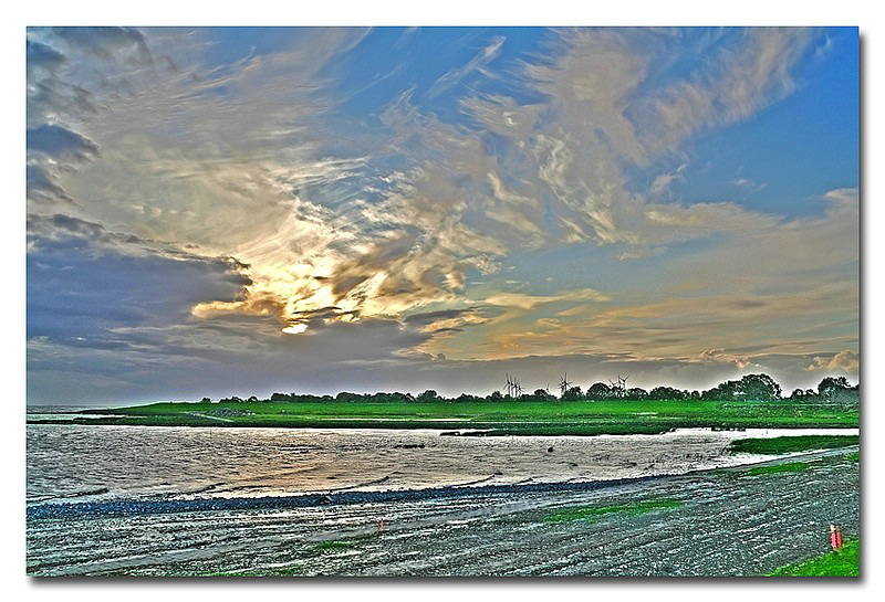 LIMG_8438III_39III_40III_tonemapped_01_03_800