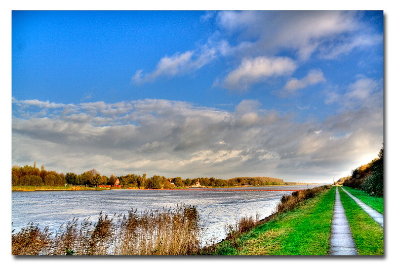 MIMG_6712IV_3IV_4IV_tonemapped_01_800